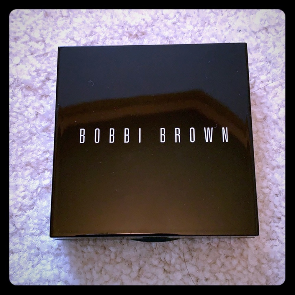 Bobbi Brown pink glow highlighter